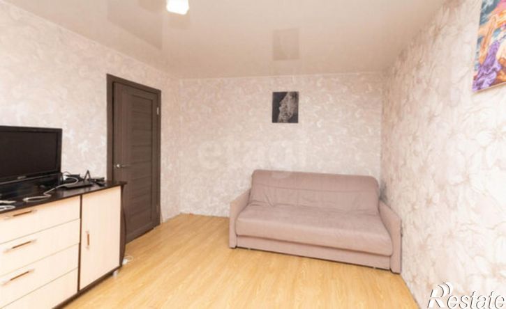 1-комн квартира пр-кт Конституции, 42,  д. 42