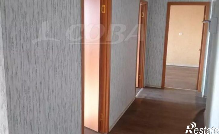 3-комн квартира улица Броневик, 2/1