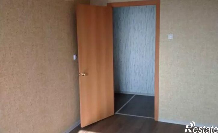 3-комн квартира улица Броневик, 2/1