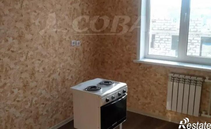 3-комн квартира улица Броневик, 2/1