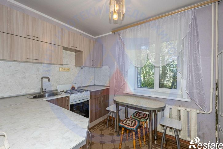 1-комн квартира ул Бурова-Петрова, 1,  д. 1