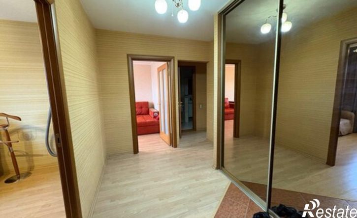 3-комн квартира ул Бурова-Петрова, 96г 1,  д. 96г 1,  к. 1