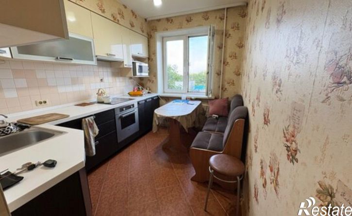 3-комн квартира ул Бурова-Петрова, 96г 1,  д. 96г 1,  к. 1