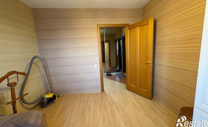 3-комн квартира ул Бурова-Петрова, 96г 1,  д. 96г 1,  к. 1