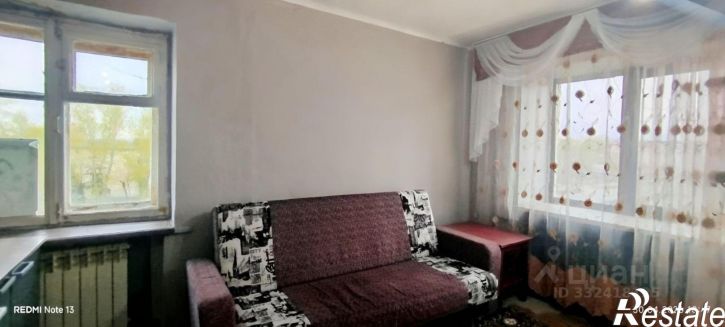 Комната пр-кт Конституции, 69,  д. 69