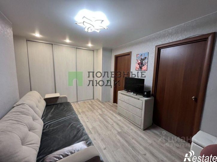 4-комн квартира ул Югова, 2,  д. 2