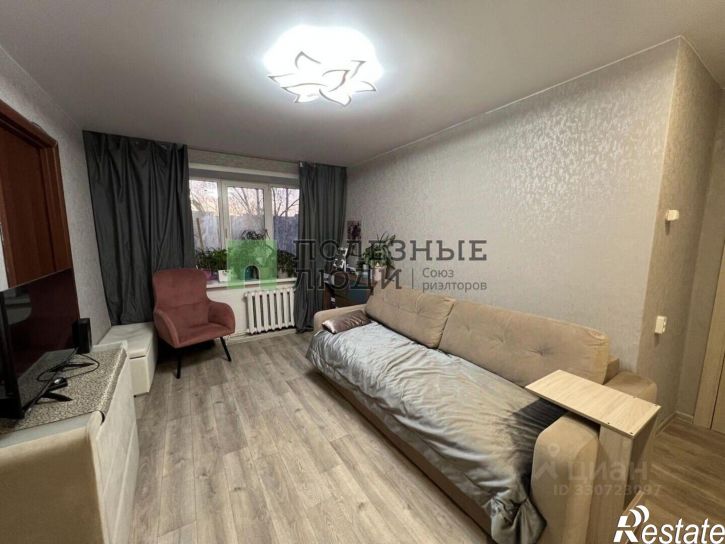 4-комн квартира ул Югова, 2,  д. 2