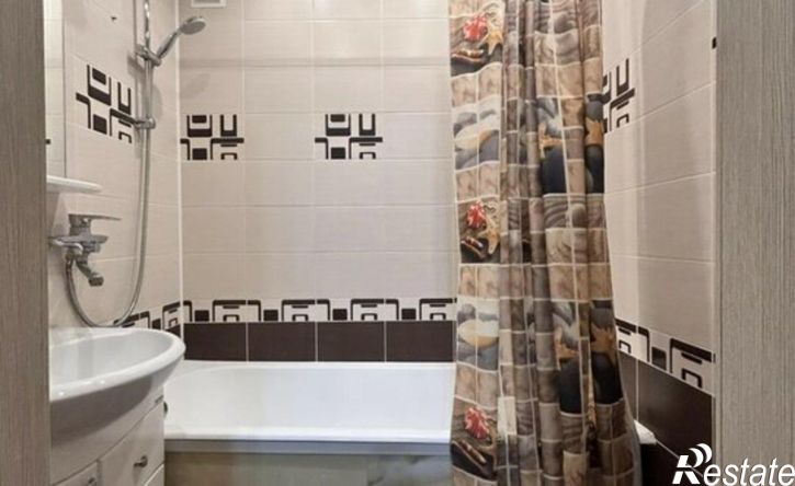 2-комн квартира Курган, улица Зайцева, 8