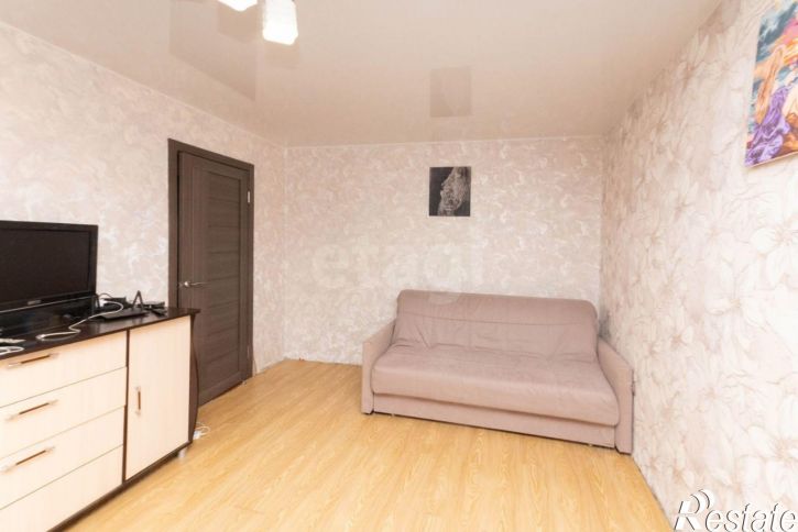 1-комн квартира пр-кт Конституции, 42,  д. 42