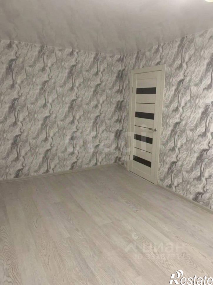 3-комн квартира ул Черняховского, 8а,  д. 8а