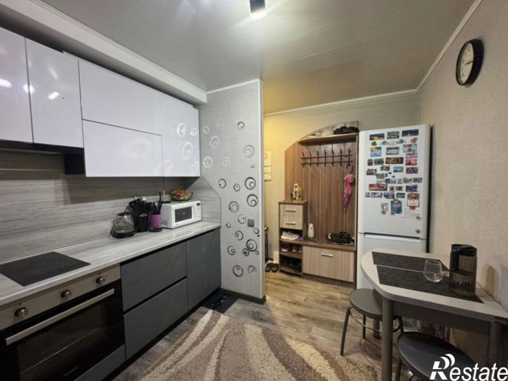 2-комн квартира Дзержинского улица, 52Б