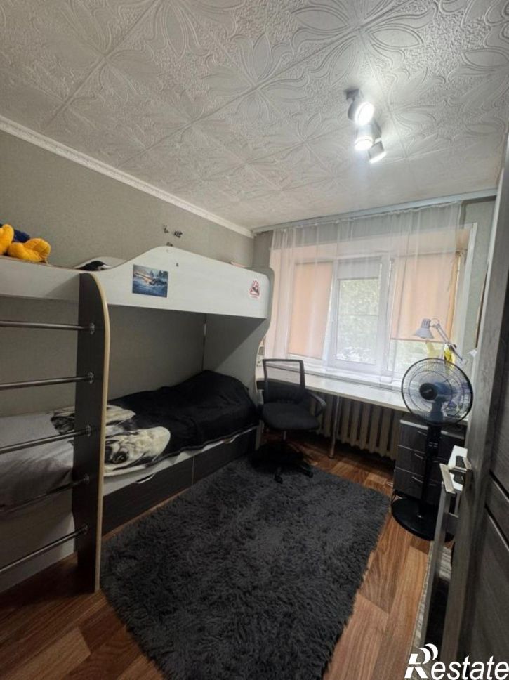 2-комн квартира Дзержинского улица, 52Б