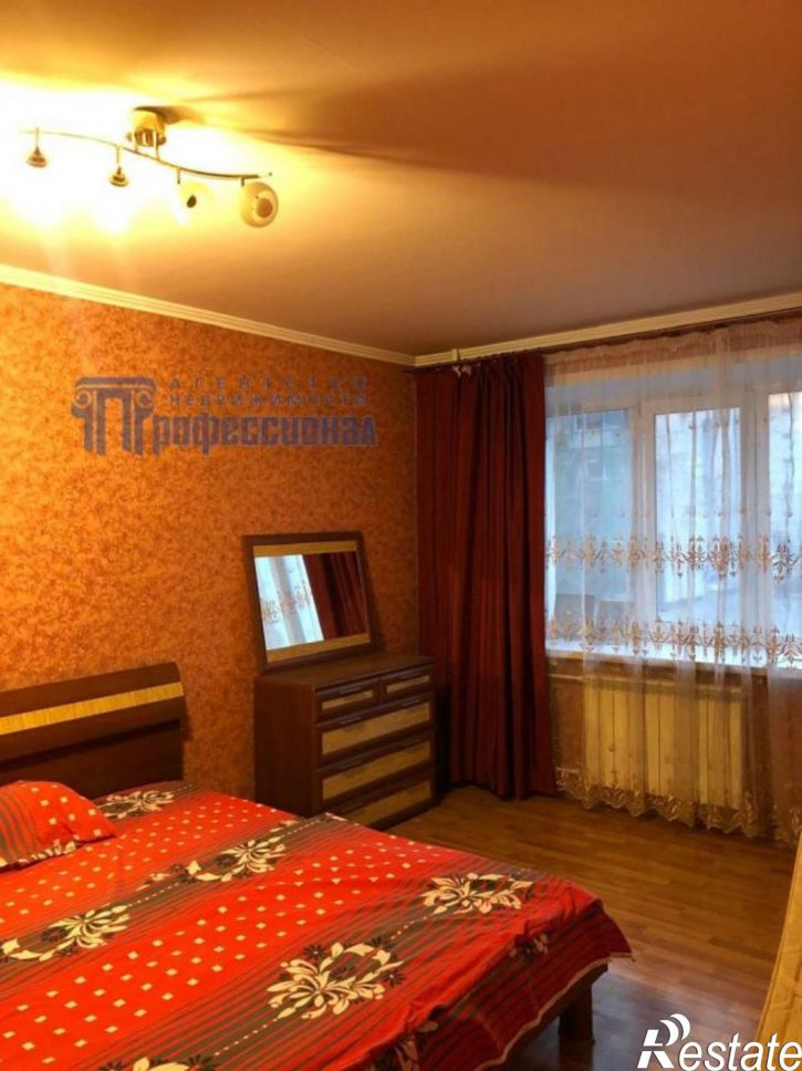 3-комн квартира Красина улица, 43