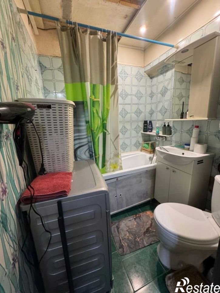 2-комн квартира Дзержинского улица, 52Б