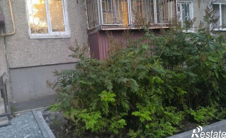 3-комн квартира пр-кт Конституции, 57,  д. 57