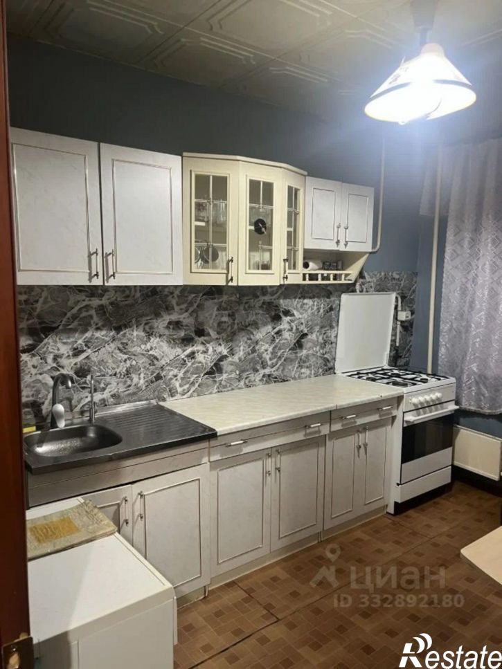 3-комн квартира ул Карбышева, 54,  д. 54