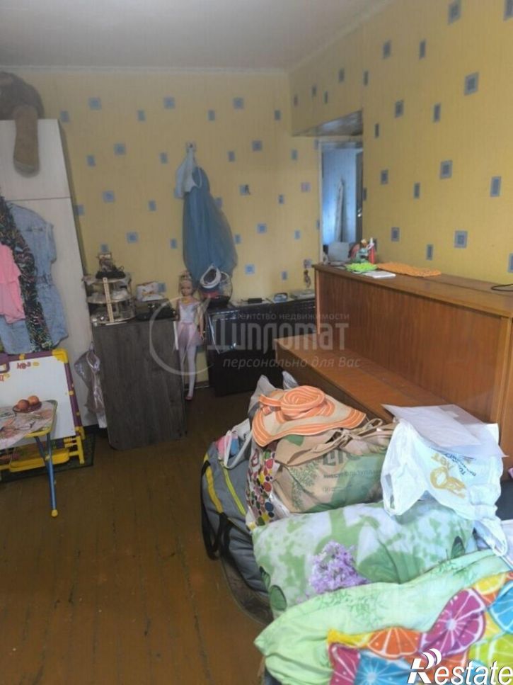 3-комн квартира пр-кт Конституции, 57,  д. 57
