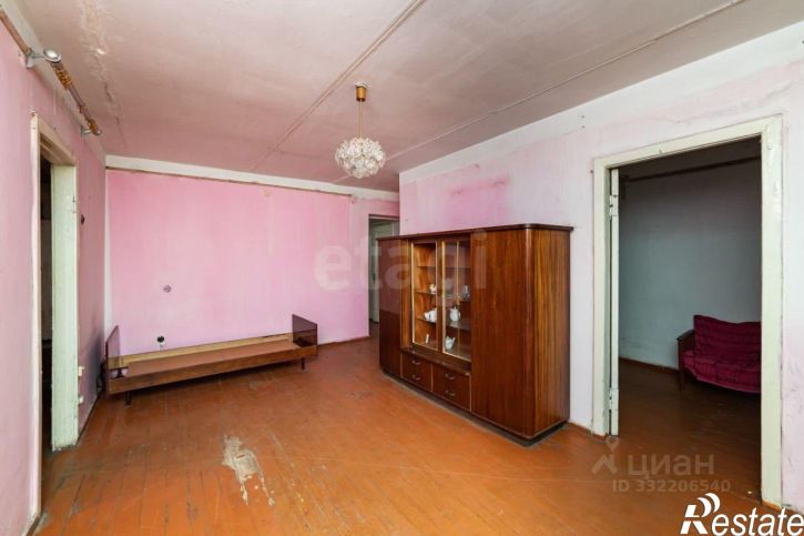 3-комн квартира ул Рихарда Зорге, 52,  д. 52