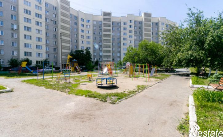 4-комн квартира жилой район Заозёрный, 6-й микрорайон, 15