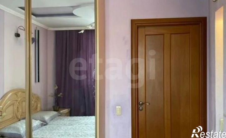 4-комн квартира жилой район Заозёрный, 6-й микрорайон, 15