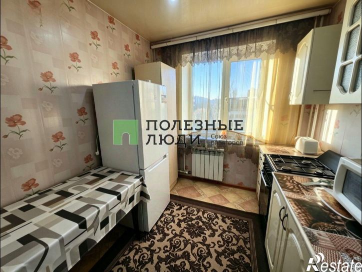 3-комн квартира Курган г., Заозерный, 3-й мкр., д.9