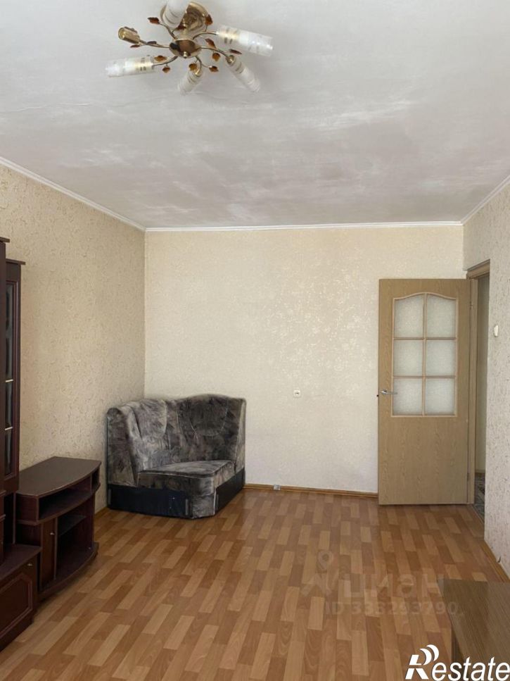 3-комн квартира ул Бурова-Петрова, 96,  д. 96