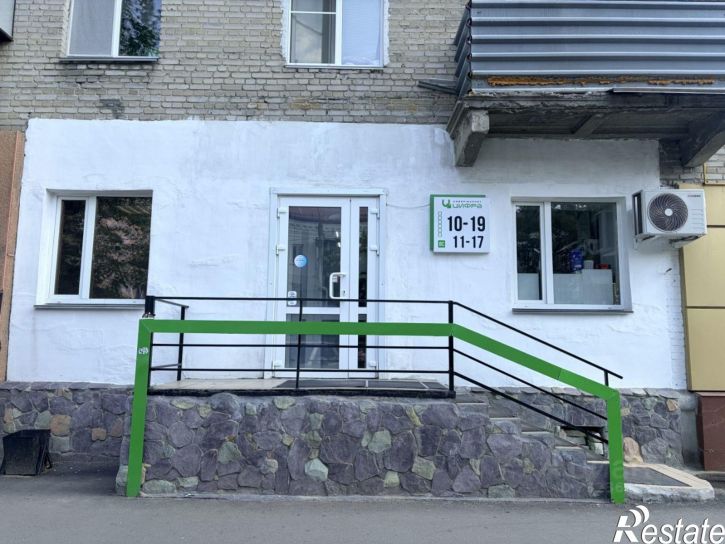 Торговое помещение ул Коли Мяготина, 136,  д. 136