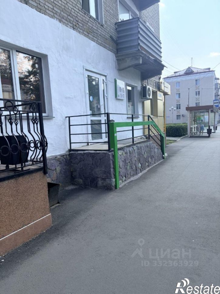 Торговое помещение ул Коли Мяготина, 136,  д. 136