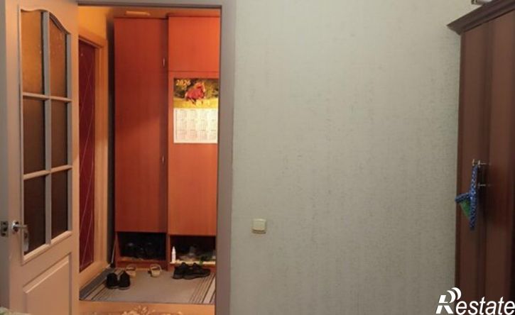 3-комн квартира жилой район Заозёрный, 6-й микрорайон, 7