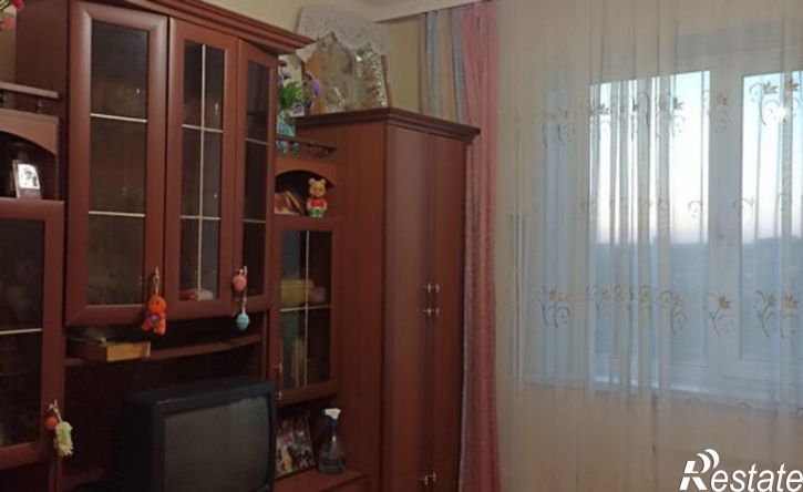 3-комн квартира жилой район Заозёрный, 6-й микрорайон, 7