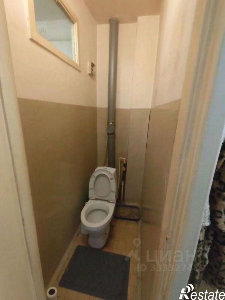 2-комн квартира пр-кт Конституции, 42,  д. 42