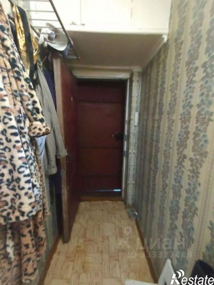 2-комн квартира пр-кт Конституции, 42,  д. 42