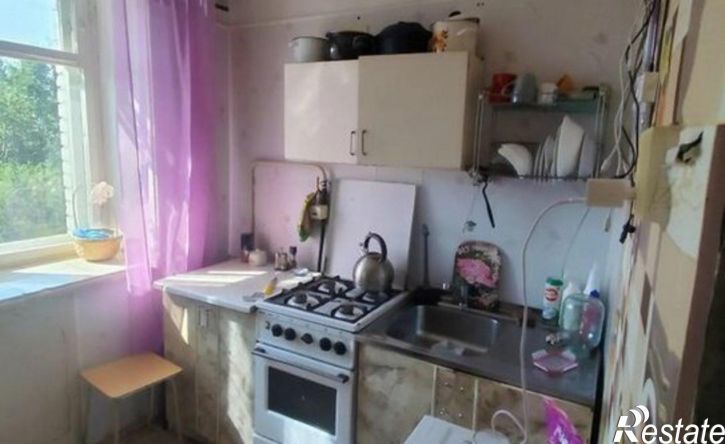 2-комн квартира пр-кт Конституции, 42,  д. 42