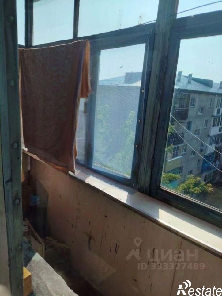 2-комн квартира пр-кт Конституции, 42,  д. 42
