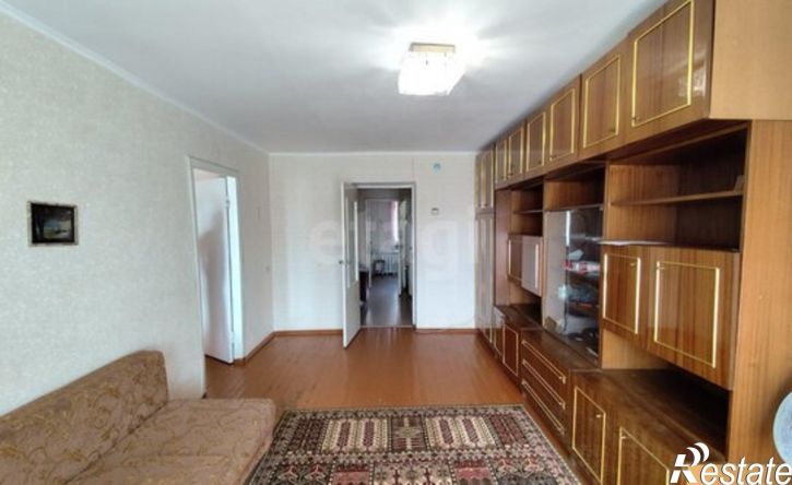 3-комн квартира жилой район Заозёрный, 3-й микрорайон, 8