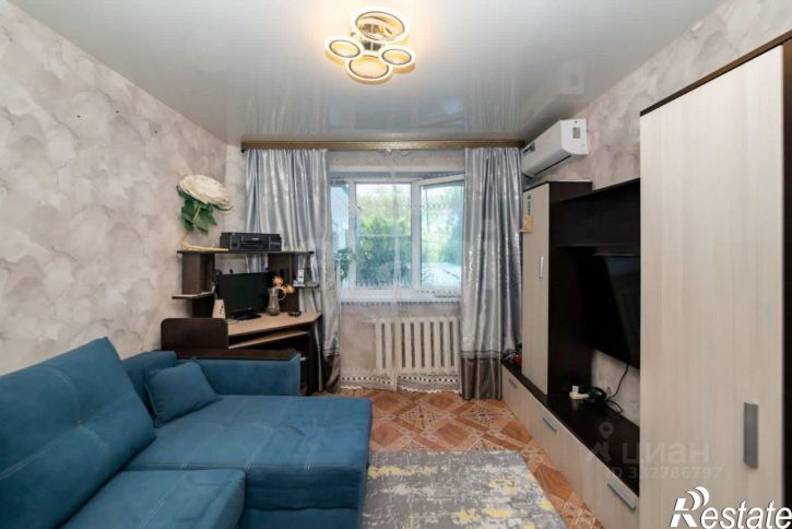 1-комн квартира пр-кт Конституции, 50а,  д. 50а