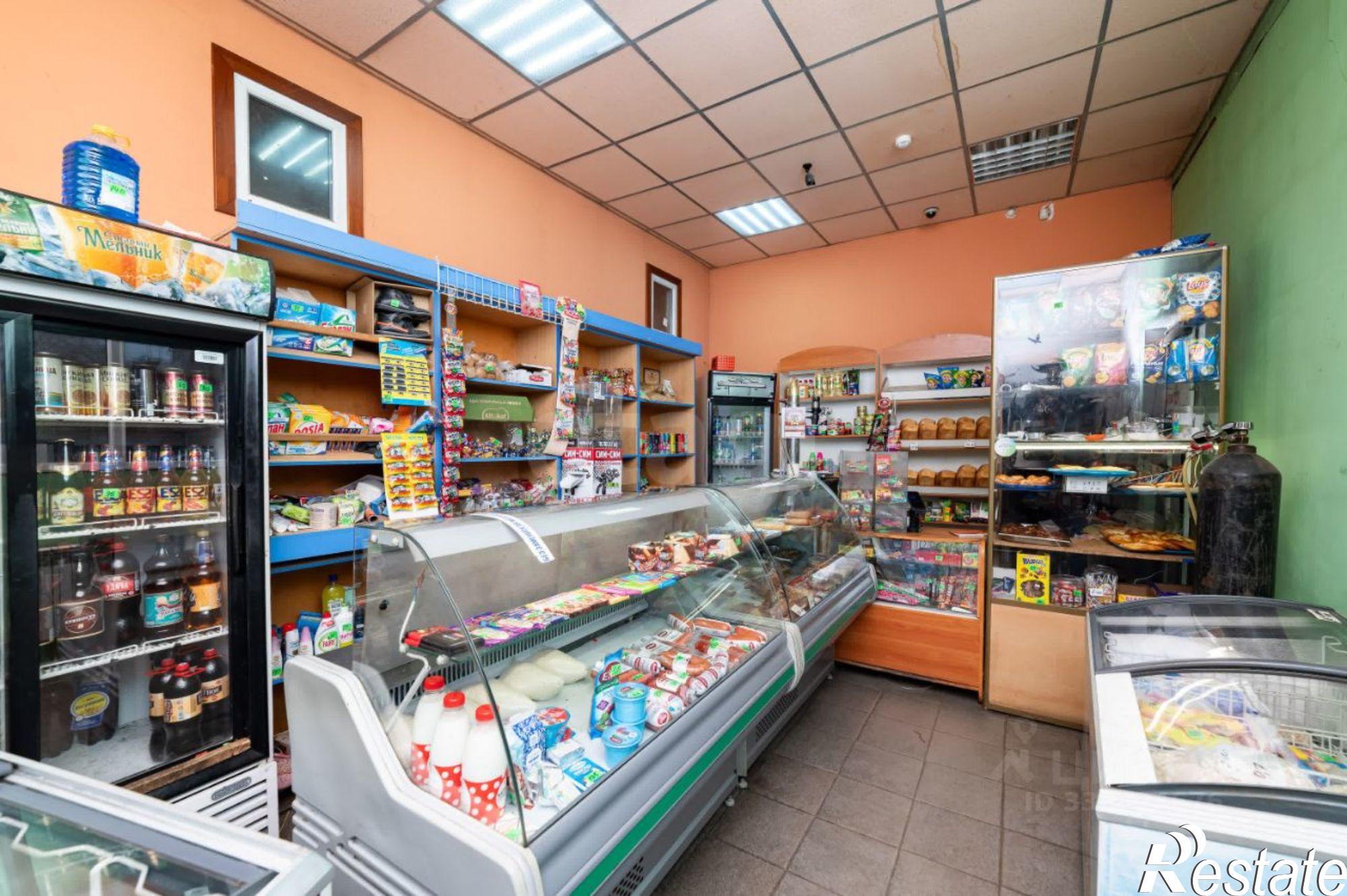 Купить торговое помещение за 4 469 020 рублей на ул Тельмана, 4 1