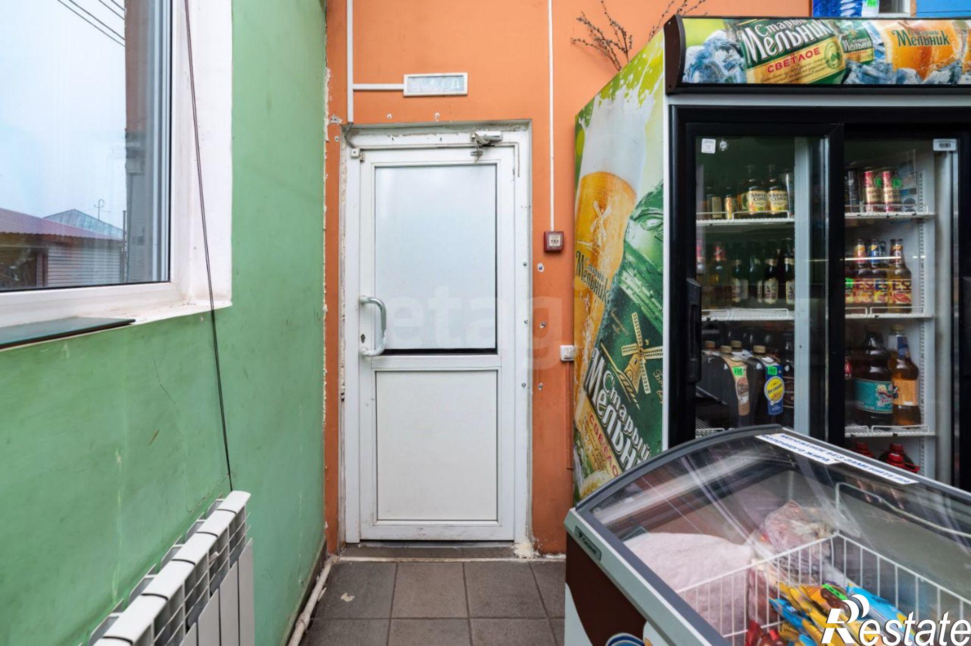 Купить торговое помещение за 4 469 020 рублей на ул Тельмана, 4 1