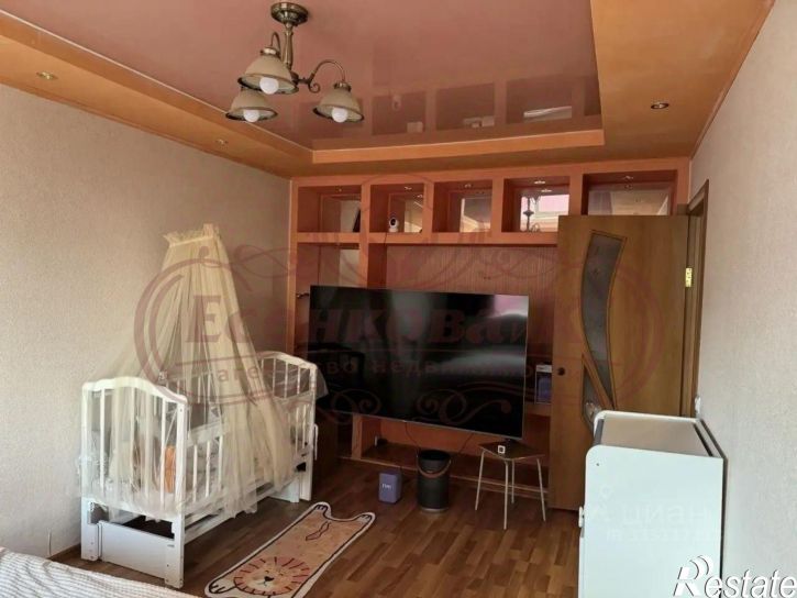 3-комн квартира ул Криволапова, 15,  д. 15