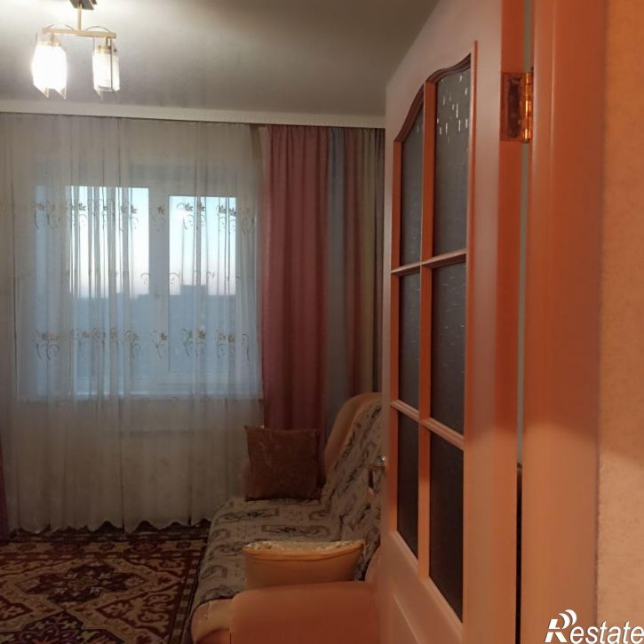 3-комн квартира 6 микрорайон, 7