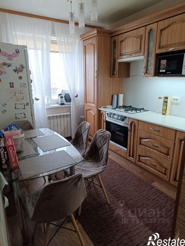 3-комн квартира ул Бурова-Петрова, 60,  д. 60