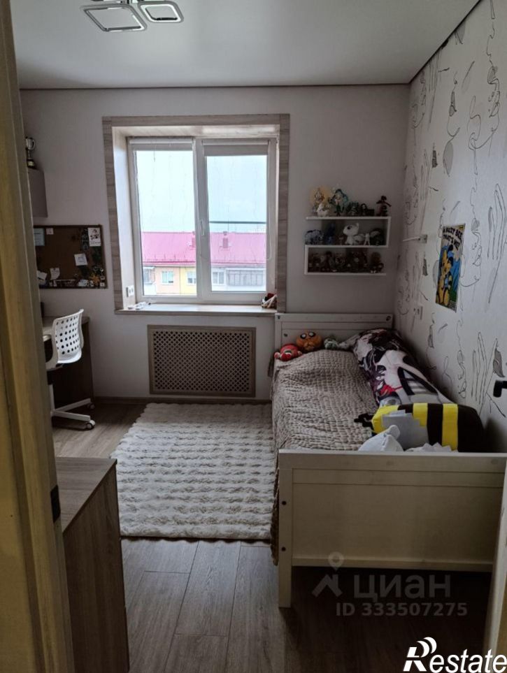 3-комн квартира ул Бурова-Петрова, 60,  д. 60