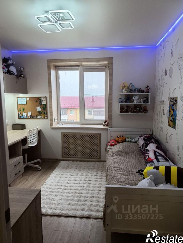3-комн квартира ул Бурова-Петрова, 60,  д. 60