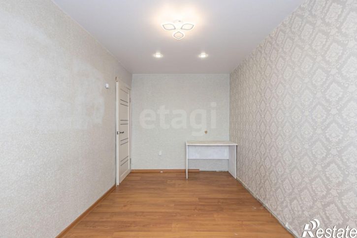 3-комн квартира пр-кт Конституции, 48,  д. 48