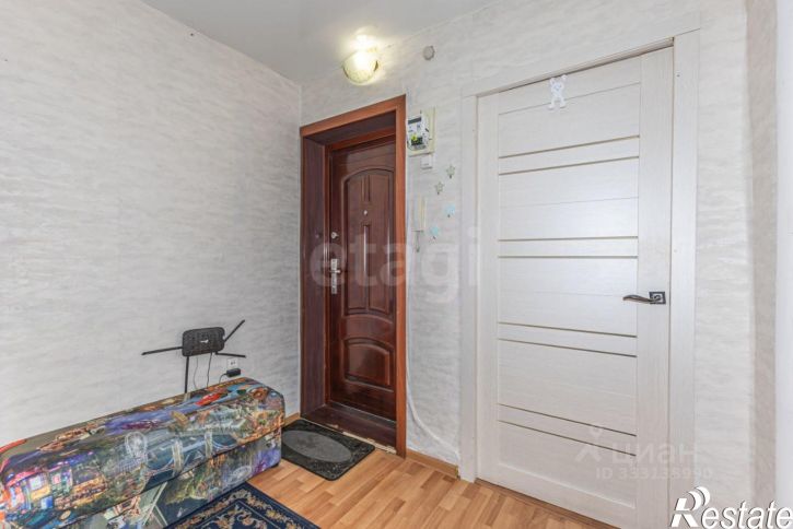 3-комн квартира пр-кт Конституции, 48,  д. 48