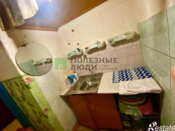 Комната ул Половинская, 8б,  д. 8б