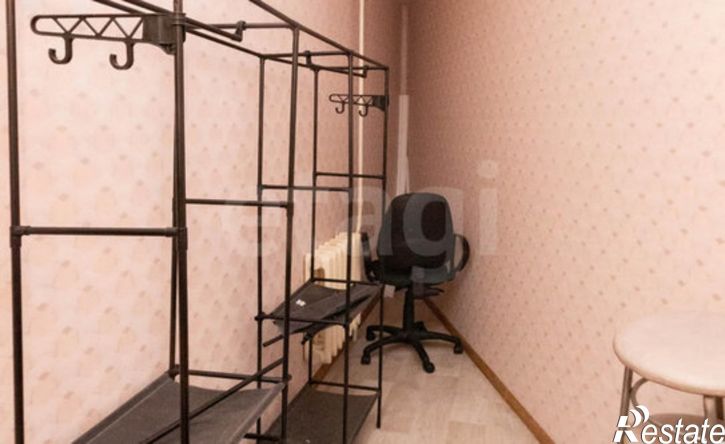 4-комн квартира жилой район Заозёрный, 5-й микрорайон, 3