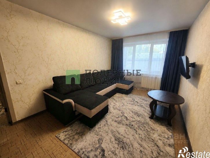 2-комн квартира пр-кт Конституции, 50,  д. 50