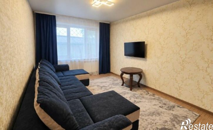 2-комн квартира пр-кт Конституции, 50,  д. 50