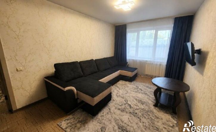 2-комн квартира пр-кт Конституции, 50,  д. 50